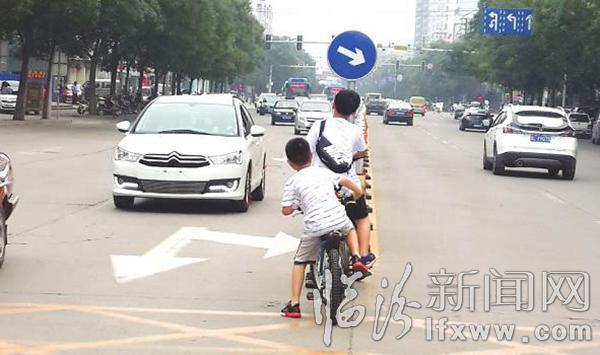 中国式过马路何时休?聚焦临汾交通不文明行为