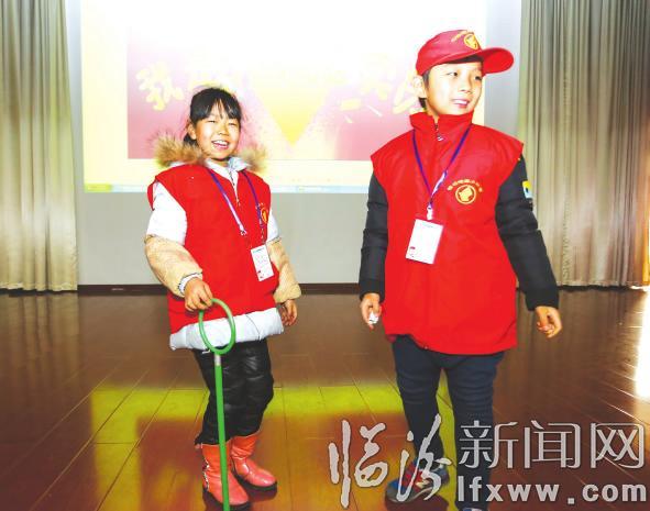 临汾晚报小记者:新年第一“拍”