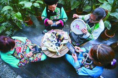 片区扶贫的新探索——武陵山片区脱贫攻坚纪实 片区扶贫的新探索——武陵山片区脱贫攻坚纪实