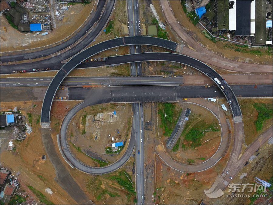 ［共舞长江经济带］探访湖南岳阳构建“大循环”的城市“经脉” 