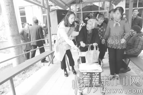 临汾:爱心公益行动引导良好风尚