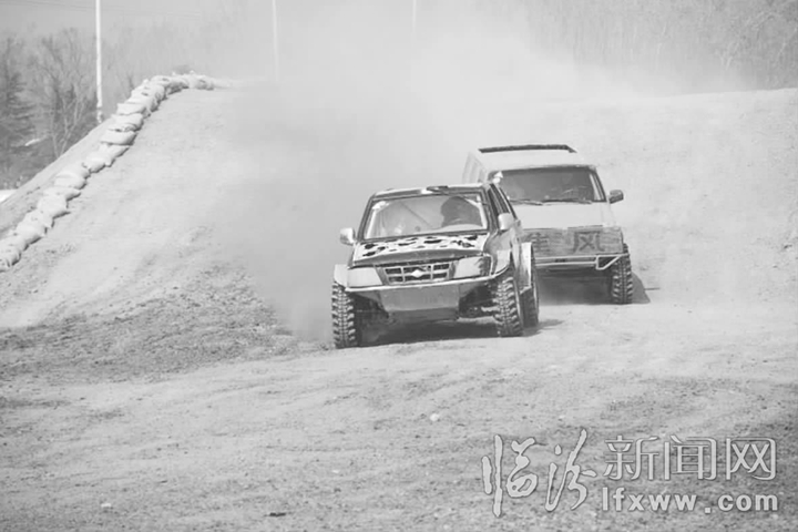 “尧王杯”汽车场地越野公开赛落幕