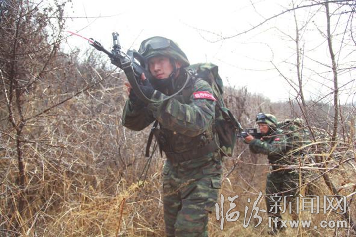武警临汾支队第一季度“魔鬼周”极限训练掠影
