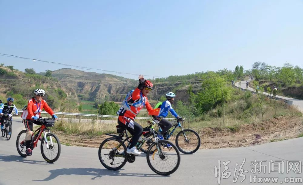 襄汾县:东山骑行,快乐五一