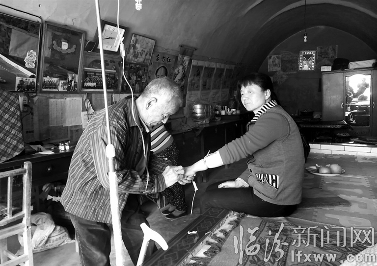 大宁王文锁:山凹凹里的“拐棍村医”