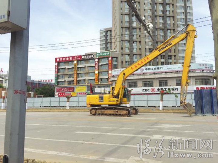 跟随镜头 带你走进临汾解放东路改造工程一线