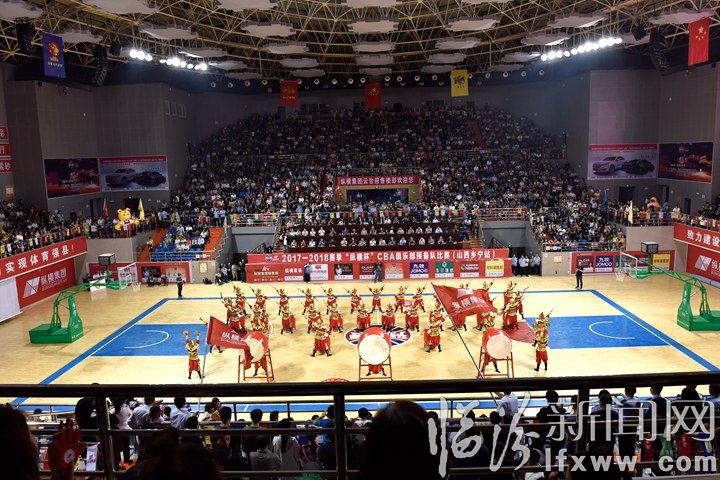 “纵横杯”CBA俱乐部预备队比赛激战乡宁