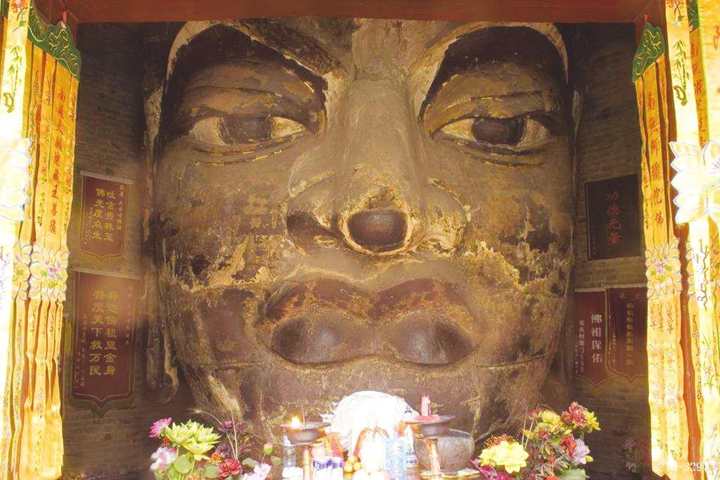 临汾:铁佛慈悲千余载