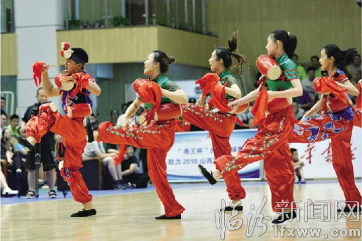 临汾:洲际篮球鏖战平阳