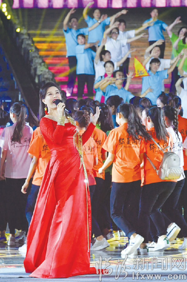 华门之夜星光灿烂 美丽临汾邀您回家