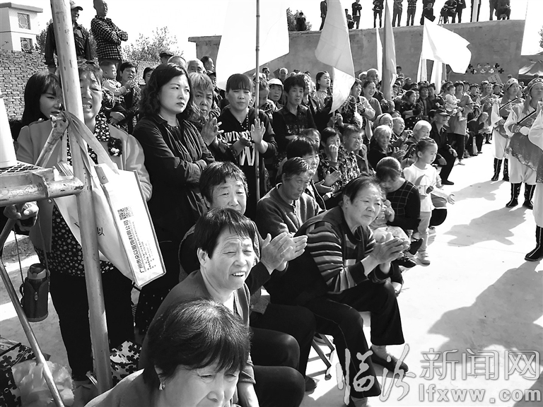 尧都区峪口村:文化“盛宴” 农民“醉了”