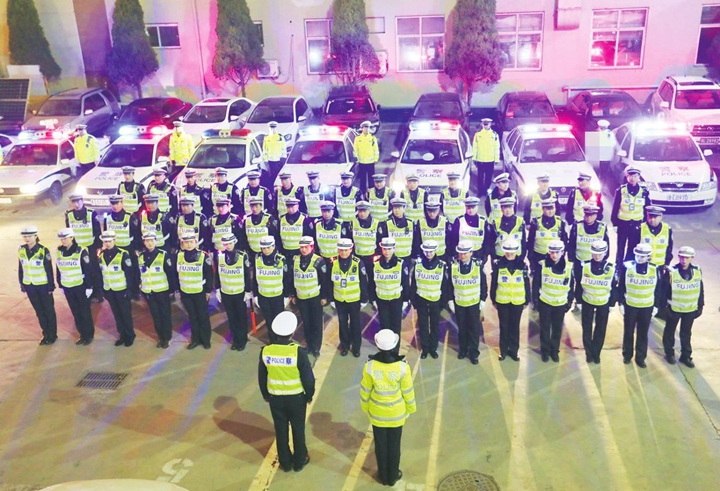 临汾:交警出动 查酒驾