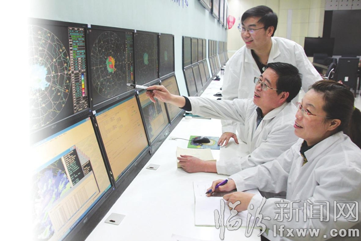 临汾市气象台台长戴有学:“把脉”天公 “问诊”苍穹