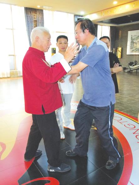 山东汉子与樊汉武大师的通背情缘