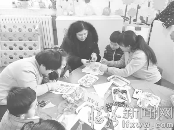 临汾:传统文化妙趣多 老少亲子齐上阵