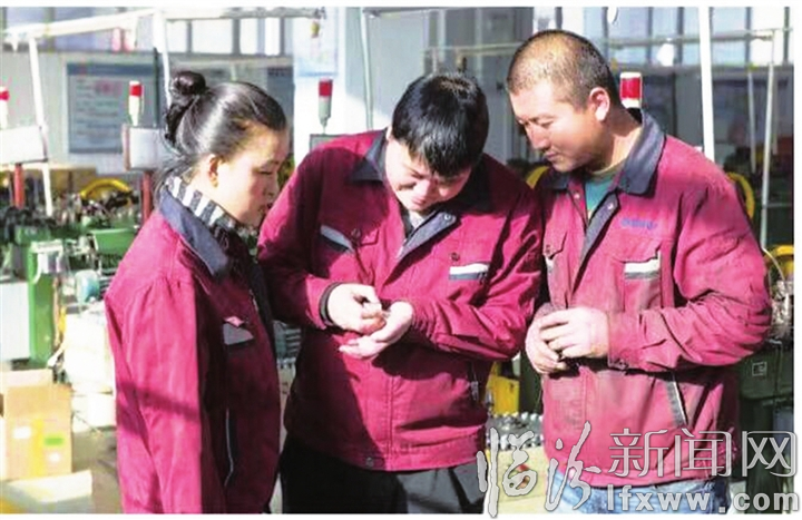 大宁贺振辉:徜徉在电子世界的“最美残疾人”