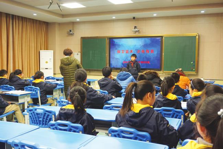 临汾解放路小学:不做旁观者 成为参与者