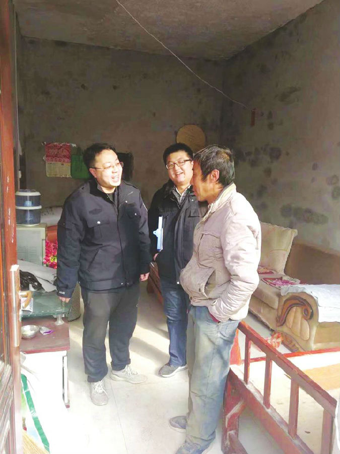 临汾姚鹏午城扶贫记