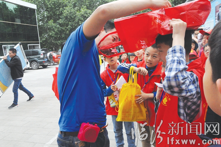 临汾小记者开启“地震探秘之旅”