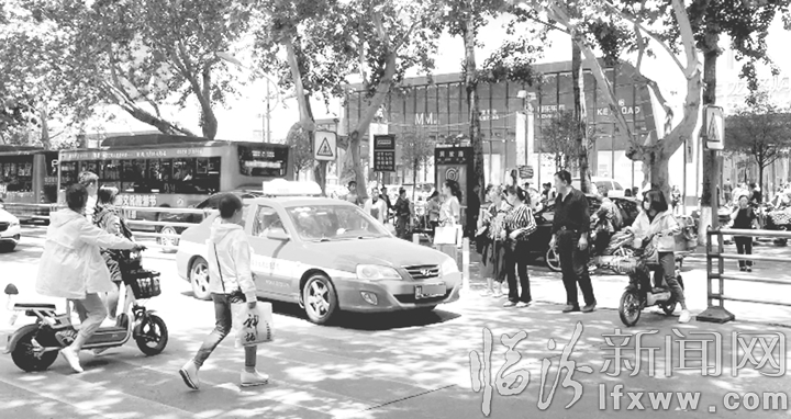 斑马线上看文明 临汾人今天你做到了吗?