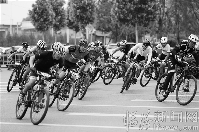 尧都区举办“大福杯”山地自行车邀请赛