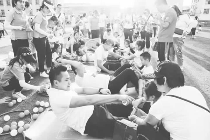 临汾:亲子萌宝运动会 快乐庆六一