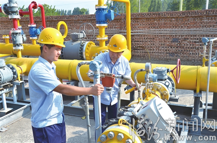 临汾燃气公司:烈日下的“燃气卫士”