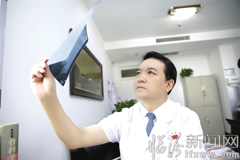 临汾李仕臣:铁骨柔情 在平凡岗位上书写不平凡的故事