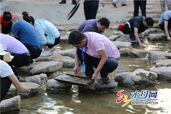 招远淘金小镇打造“绿色康养+文化旅游”新产业形态赢得总编赞誉