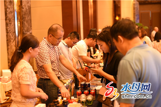 历史文化与品牌完美融合 一枝笔莱阳梨汁助力新媒体创新发展峰会