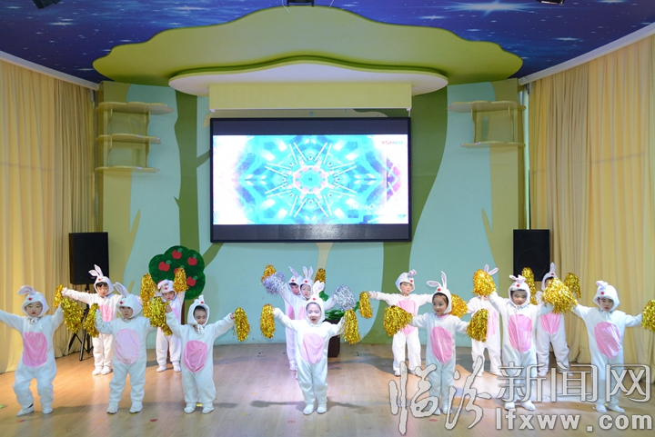 乡宁新城区幼儿园举办“和美团圆,和乐同庆”元旦同乐会