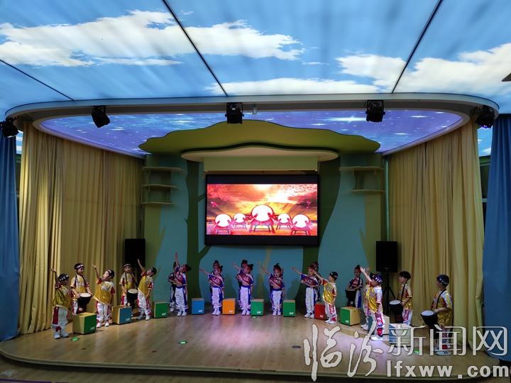 乡宁新城区幼儿园举办“和美团圆,和乐同庆”元旦同乐会