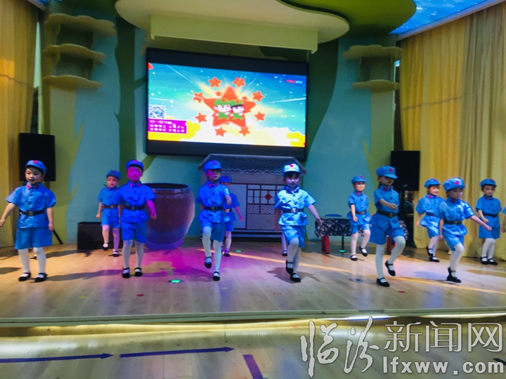 乡宁新城区幼儿园举办“和美团圆,和乐同庆”元旦同乐会