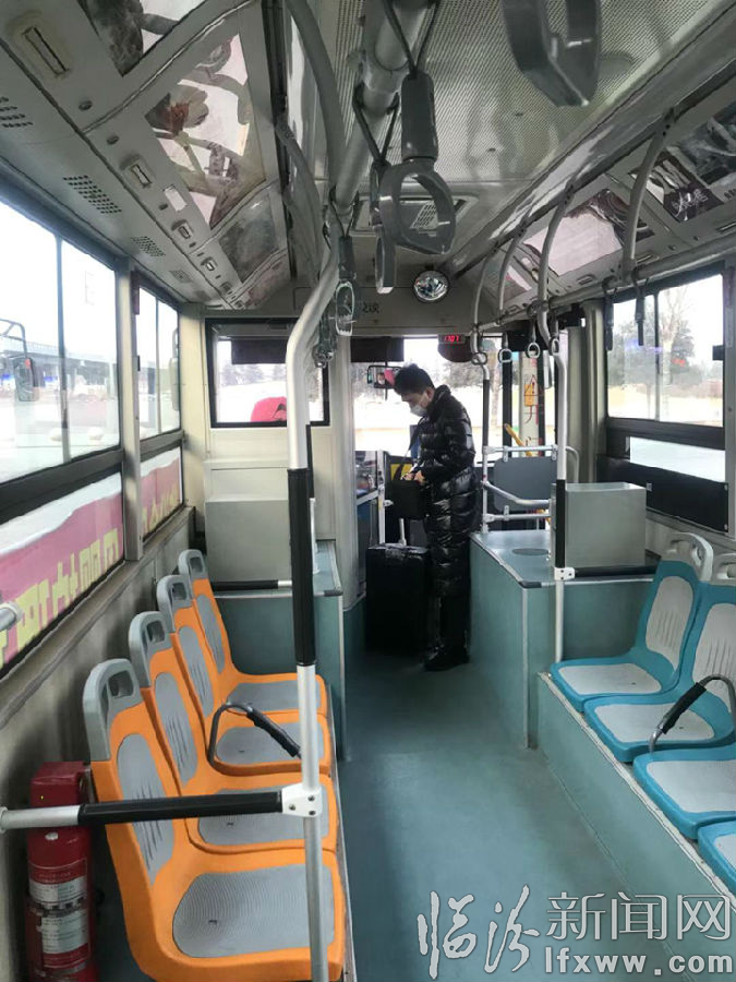 临汾公交见闻:“我们能战胜它!”