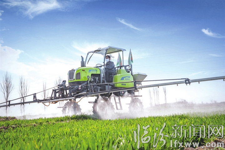 翼城县:春风起 农事忙 锚定发展加油干