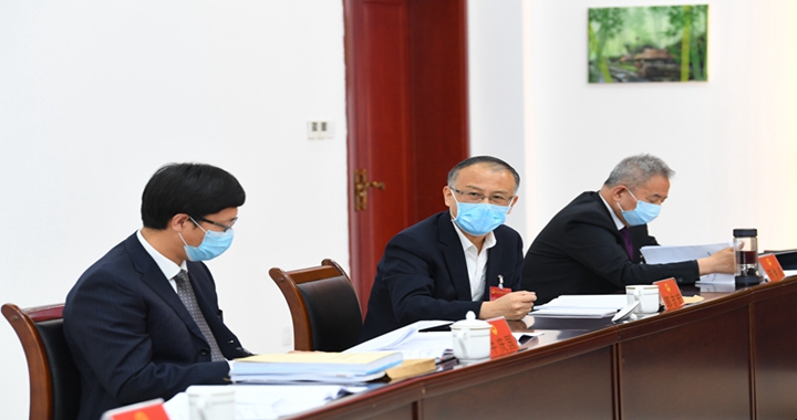 两会影像：畅所欲言 积极提出自己的见解和建议