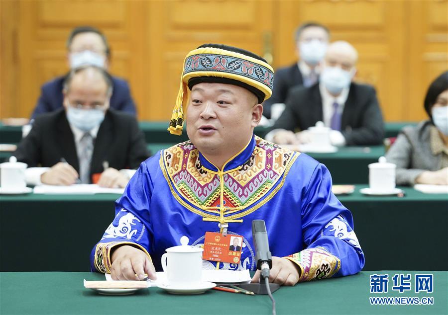 (新华全媒头条·图文互动)(8)从人民中汲取磅礴力量——习近平总书记同出席2020年全国两会人大代表、政协委员共商国是纪实