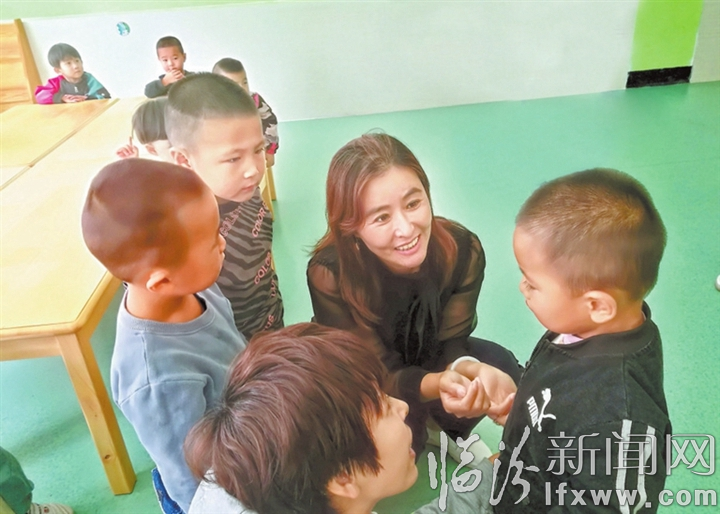 大宁张风霞:大山深处育花人