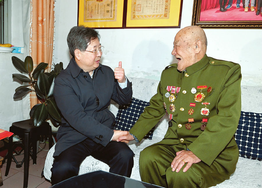 b4e21b99c904aad0245009017736861a (1).jpg