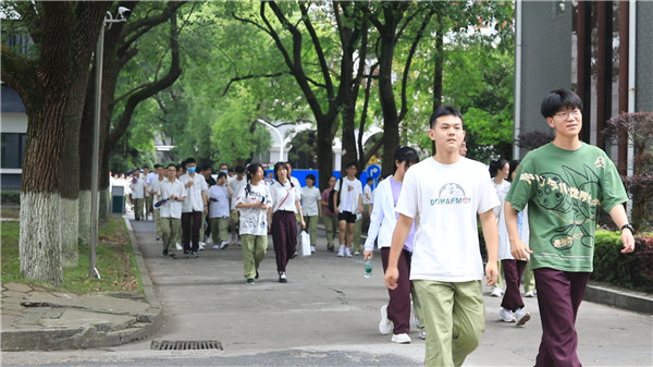 已经是最后一页了