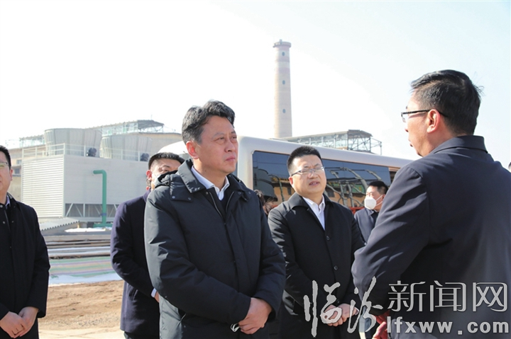 侯马市委书记吴勇调研企业运行及重点项目建设情况,问发展、解难题,助企纾困。.jpg