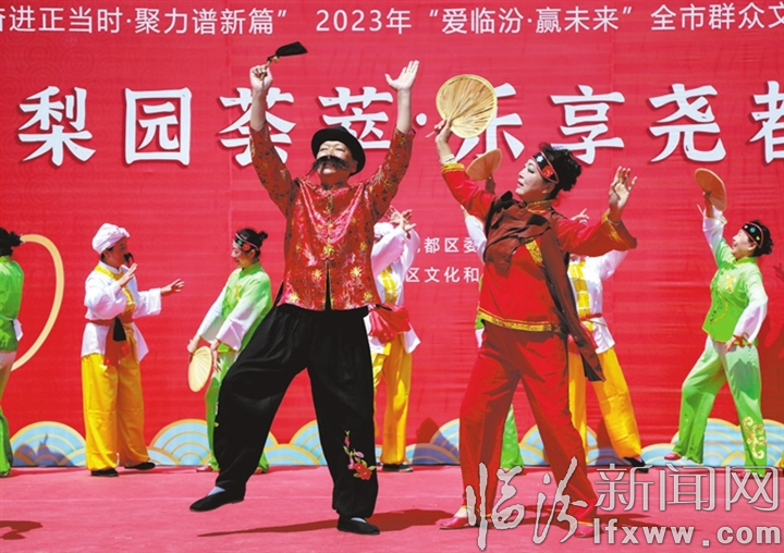 精彩演出 引人入胜.jpg