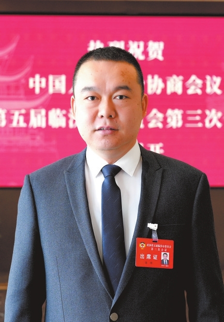 更好满足人民群众健康新需求新期待  ——代表委员建言医疗卫生服务