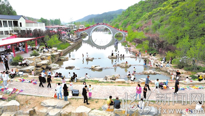 山水小镇 流连忘返.jpg