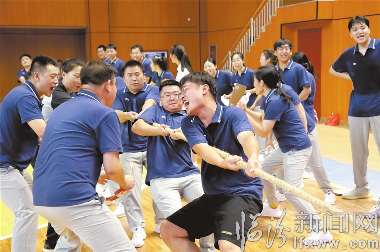 文娱活动愉悦员工身心.jpg