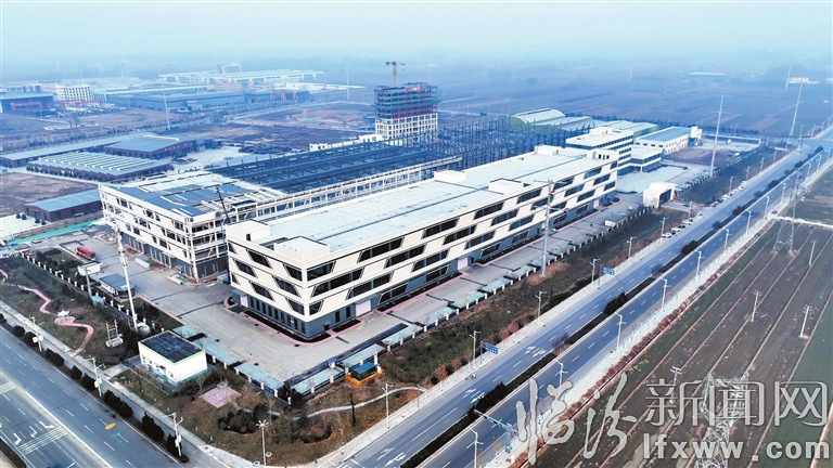 科技创新基地项目(二期A区)建设初具规模.jpg