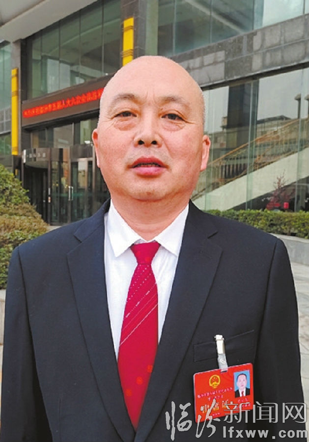 史云龙.jpg