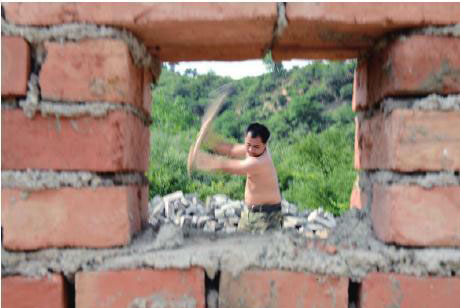 孙涛在平整地面