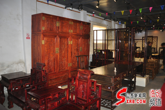 09、襄汾唐人居晋作家具展示之一