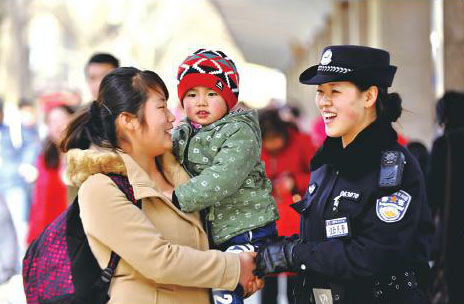 热情、微笑的面对每一位旅客